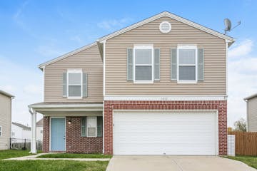 1977 Morning Light Ln Greenwood, IN 46143